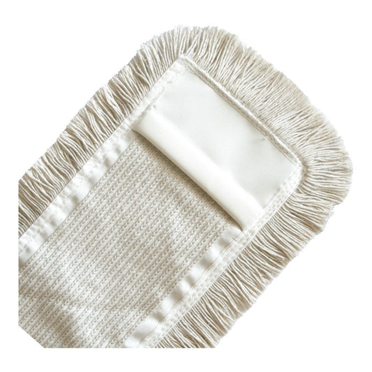 Eine Nahaufnahme des Arcora SUPERPAD GRÜN von Arcora International GmbH, ein rechteckiges Mikrofaser-Reinigungspad mit beigefarbenen Fransenkanten, strukturierter Mitte und einer Tasche zur Befestigung an einem Moppstiel - ideal zum Oberflächen reinigen.