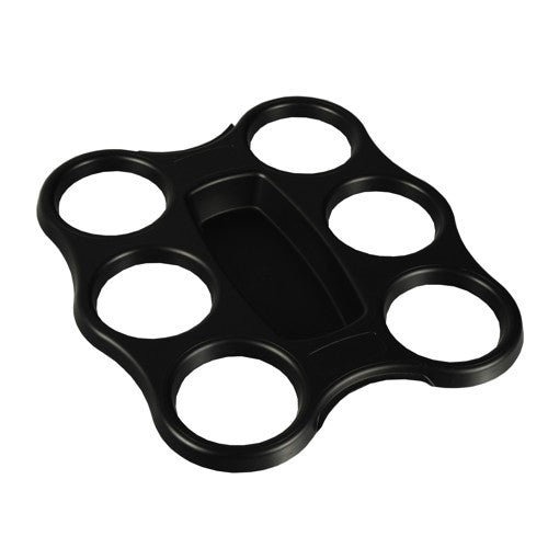 Das Starpak Becher-Tray (schwarz, PS, 22,4 x 24,4 x 2,4 cm) fasst 6 Becher in kreisförmigen Schlitzen um ein zentrales rechteckiges Fach; die Packung enthält 3 in Schrumpffolie eingewickelte Trays.
