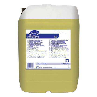 A 20-liter container of the liquid, chlorine- and NTA-free machine dishwashing detergent Suma Nova L6 from Diversey Deutschland GmbH & Co. OHG for hard water features a white lid and a multilingual label. The color of the cleaning agent is yellow.