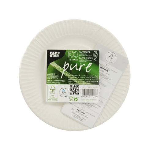 A stack of 100 round, extra strong white PAPSTAR GmbH "pure" cardboard plates made of FSC-certified fresh fiber cardboard with a corrugated edge, labeled on top with "Papstar pure" branding, eco-symbols, and product information in German and English.