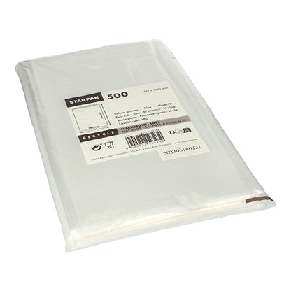 The Starpak 500 flat bag, transparent LDPE, offers a high-quality packaging solution. The flat bags are visible in transparent packaging with product information, recycling symbols, and a barcode on the label.
