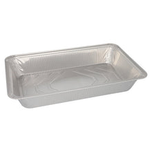 A rectangular Starpak 3 Gastronorm container, a disposable aluminum baking dish (8.5 l, 8 cm x 32.6 cm x 52.7 cm), empty with raised edges and flat bottom against a plain white background.