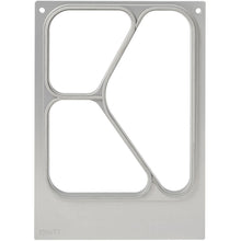 Ein Blech der Duni GmbH mit drei runden rechteckigen Ausschnitten, einem größeren unregelmäßigen Ausschnitt, glatten Kanten und zwei oberen Ecklöchern. In der linken unteren Ecke ist "159177 Kassette DF10/20 3-comp f. PP-Schale Caterline" aufgedruckt.