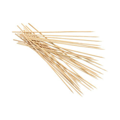 A bundle of PAPSTAR bamboo skewers "pure" Ø 2.5 mm, 20 cm long (200 pieces) from PAPSTAR GmbH, thin cylindrical bamboo grill skewers with pointed ends, arranged loosely on a white background.