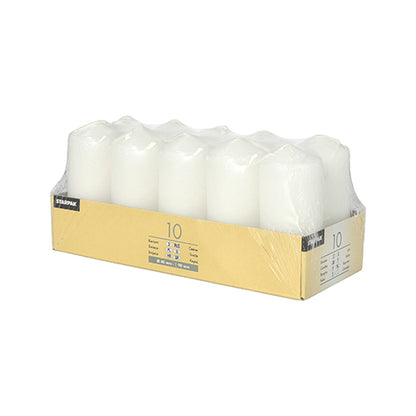 Das Set Starpak 10 Stumpenkerzen Ø 40 mm · 90 mm ist im Kartontray mit Folie verpackt. Die weißen Kerzen der Marke Starpak schaffen eine romantische Atmosphäre und überzeugen mit langer Brenndauer für viele gemütliche Stunden.