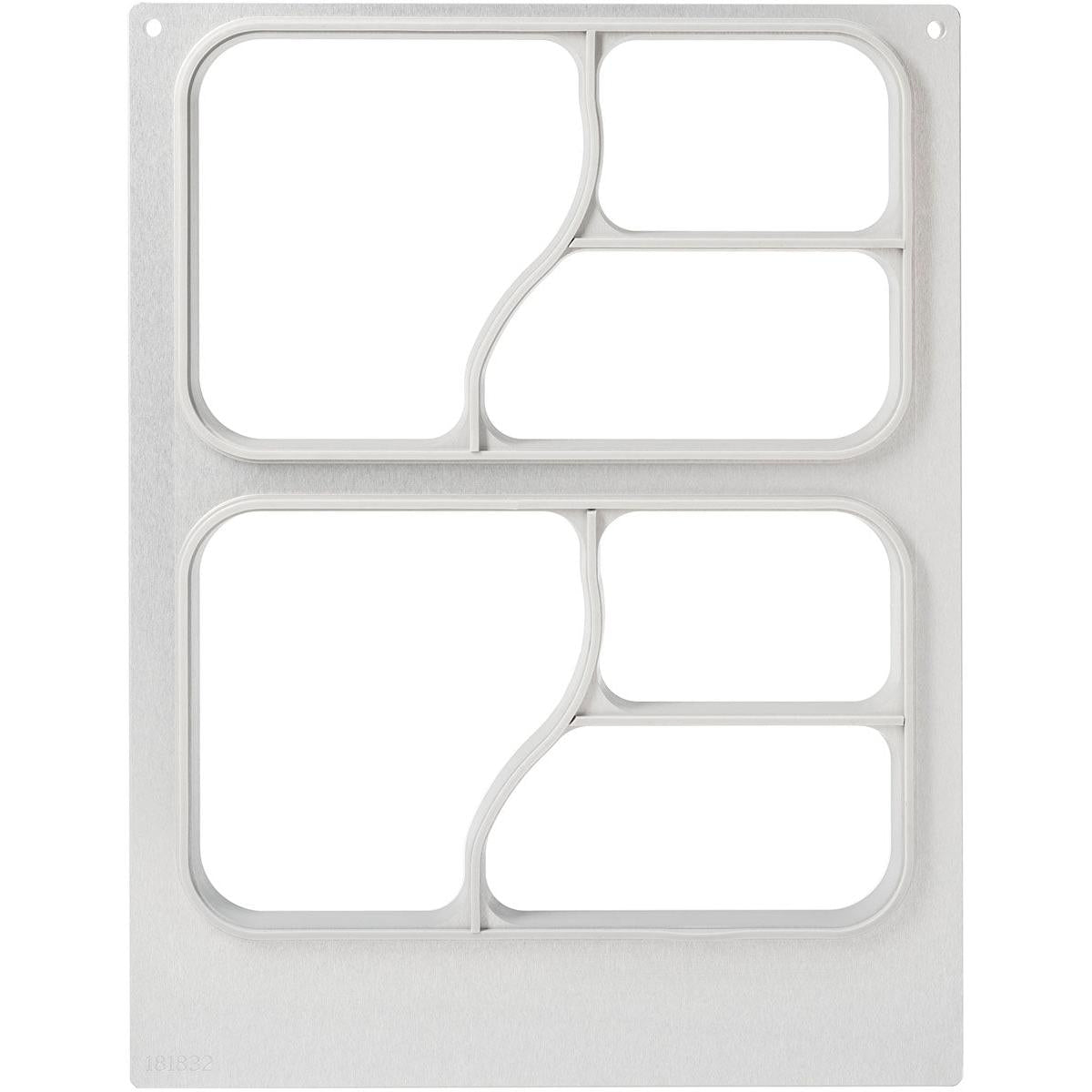 The cassette DF15/25 3-comp f. PP/M BK menu tray 1085 ml by Duni GmbH is a black, microwave-safe tray with three compartments with curved and straight dividers for organizing or separating food. Package (1 piece).