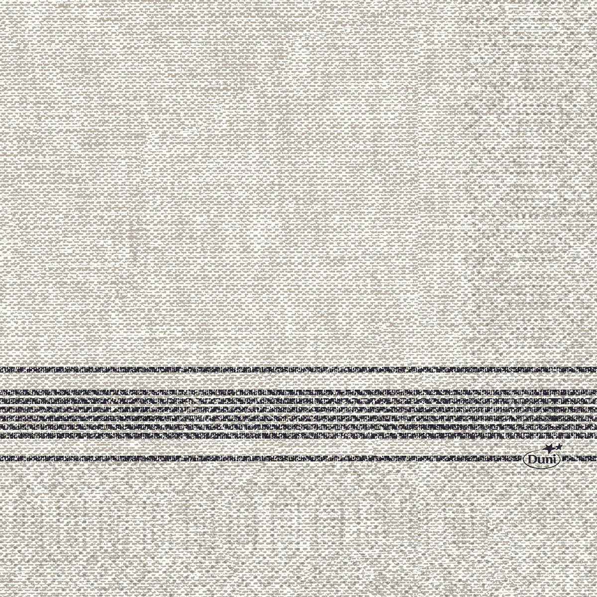 Die Zelltuchservietten 33 x 33 cm 3lagig 1/4 Falz Cocina schwarz von Duni GmbH haben einen strukturierten beigen Stoff mit horizontalen dunkelgrauen Streifen im unteren Bereich und dem Aufdruck "Duni" im gestreiften Bereich. Die Packung enthält 250 Stück.