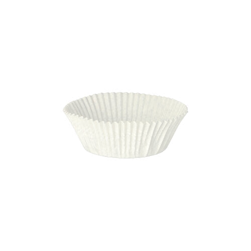 A single white PAPSTAR baking cup (Ø 5 cm, 2.5 cm high) from PAPSTAR GmbH - ideal for baking cupcakes or muffins - is depicted empty against a plain white background.