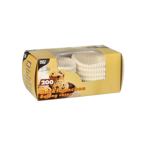 A box with 200 white PAPSTAR baking cups (Ø 5 cm, 2.5 cm high) for baking, visible through a clear window in the folding box. The packaging of PAPSTAR GmbH shows muffin motifs and "baking cups" on the front.
