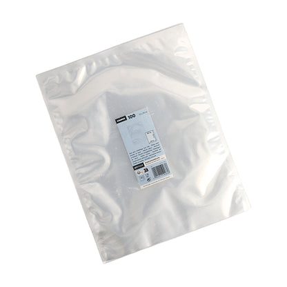 Depicted is a flat, empty Starpak 100 vacuum bag (PA/PE transparent) in the size 40 x 30 cm with a white-blue central label on a white background. The pack contains 100 resealable vacuum food bags from the brand Starpak.
