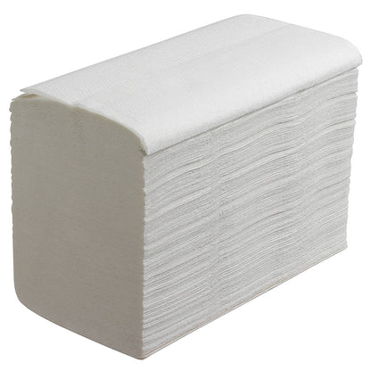 A stack of Scott® ESSENTIAL™ Interfold Hand Towels, White, Small (15 clips x 340 sheets), from Kimberly-Clark GmbH, neatly folded and arranged at an angle, with the top layer slightly protruding.