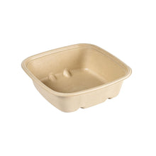 The Cube Bowl 900 ml square, uncoated, brown made of bagasse by Duni GmbH (181x181x54 mm, pack of 40 pieces) is made of biodegradable material and is presented empty against a white background.