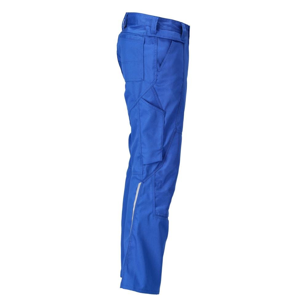 Trousers with knee pockets