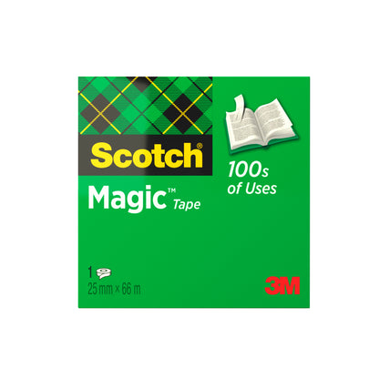 Eine grüne Schachtel Scotch® Magic™ Unsichtbares Klebeband der 3M Deutschland GmbH mit dem Scotch-Logo, dem Symbol eines aufgeschlagenen Buches, "100s of Uses", "3M" in rot und dem Hinweis 25 mm x 66 m mit 1 Rolle darin.