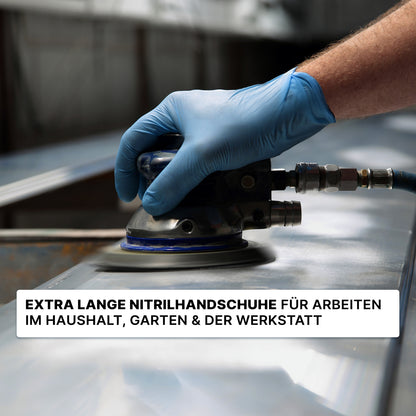 A person wears ARNOMED NITRIL BLUE XTRA LONG disposable gloves from ARNOWA GmbH and grinds metal. Text highlights the versatile use of the extra-long (30 cm) nitrile gloves for household, garden, and workshop.