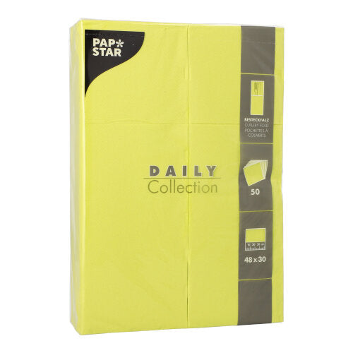 A pack of 50 PAPSTAR napkins "DAILY Collection" (48 x 30 cm, cutlery fold) by PAPSTAR GmbH. The packaging contains product information and a napkin illustration.