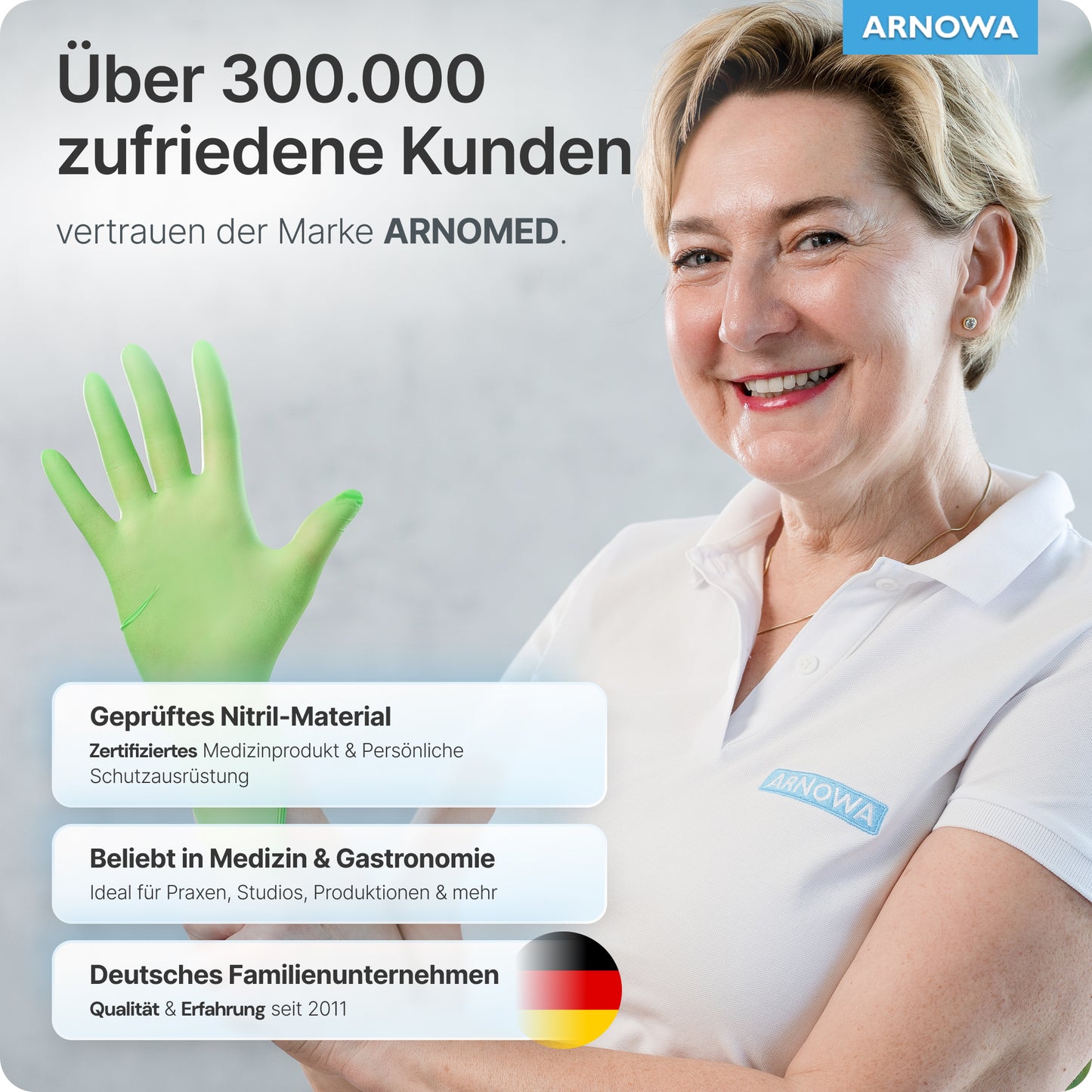 A smiling woman in a white ARNOWA polo shirt puts on ARNOMED NITRIL LIME GREEN disposable gloves made of lime green nitrile. Certified latex-free, ideal for medical and gastronomy use from the German company ARNOWA GmbH - satisfaction guaranteed.