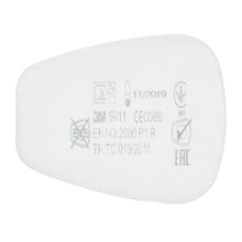 Weißer Filtereinsatz mit aufgedruckten Symbolen und Beschriftung, rechteckig geformt, freigestellt auf hellem Hintergrund.