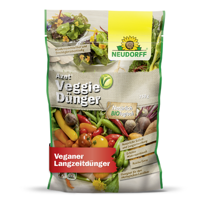 Azet VeggieFertilizer from Neudorff Shop is an organic and vegan fertilizer. The packaging shows various vegetables with green, yellow, and red German labels highlighting the product details.