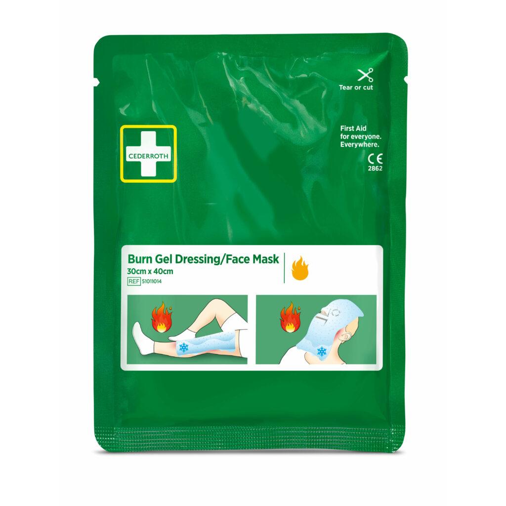 A green Cederroth burn dressing 30x40 cm (1 piece) from Orkla Wound Care AB shows the application of gel on the leg/face with fire symbols for burns. Ideal for burn treatment. Package size: 30 x 40 cm.