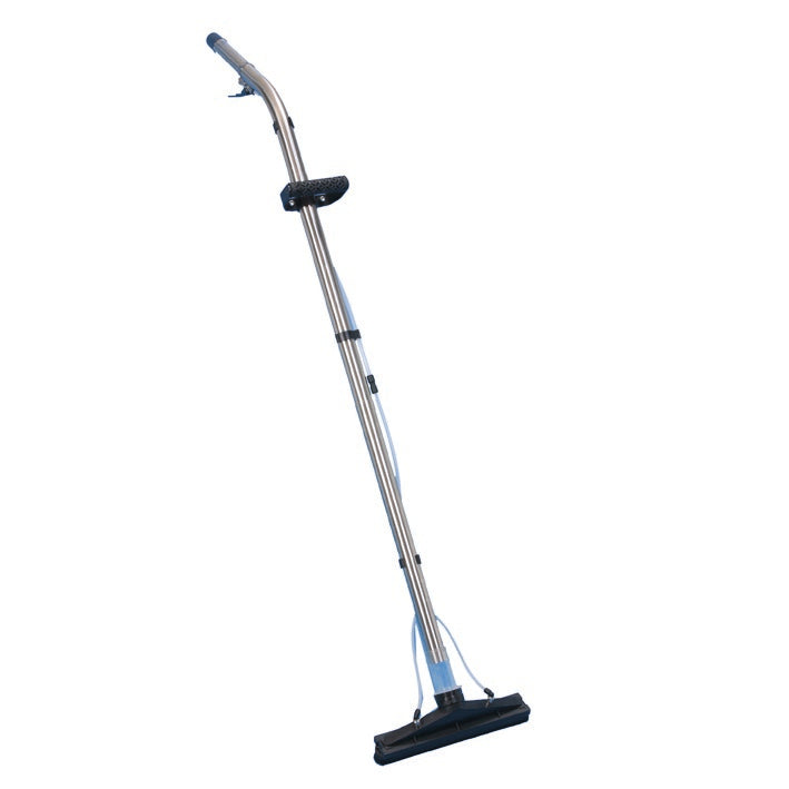 The TASKI hard floor accessory set from Diversey Deutschland GmbH & Co. OHG includes a 3.5 m long spray hose, a 3-piece rod, and a nozzle for cleaning hard floors; depicted on a white background.