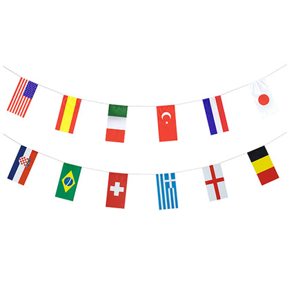 Two PAPSTAR paper flag garlands (10 m, flame retardant) with 32 nations, including the USA, Spain, and Japan, hang in front of a white background. Decorative and flame retardant for more safety from PAPSTAR GmbH.