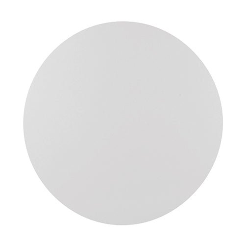 A clear, solid white circle with a smooth edge, centered on white—a nod to the classic PAPSTAR 100 round white cardboard cake plates with smooth edges from PAPSTAR GmbH.