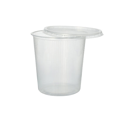 A transparent Starpak 100 packaging cup made of round PP with a transparent lid from the Starpak brand stands empty against a white background.