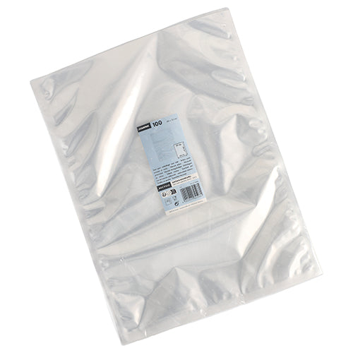 A pack of 100 transparent Starpak vacuum bags PA/PE is stacked and slightly fanned out on a white background. In the center, there is a label with product details.