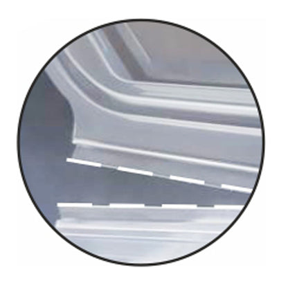 Close-up of a metal edge with plate misalignment, highlighted by a dashed line – similar to the fit issues observed with Starpak 50 packaging cups with hinged lids, PP transparent octagonal from Starpak.