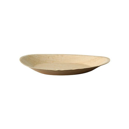 The oval 6 palm leaf plates "pure" from PAPSTAR GmbH are light with a slightly raised edge, perfect for eco-friendly events and are presented against a simple white background.