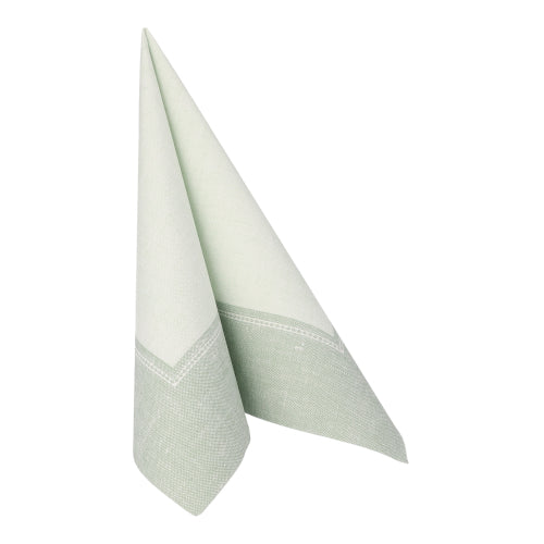 Eine hellgrüne und weiße stoffähnliche Serviette aus der ROYAL Collection der PAPSTAR GmbH, 40 x 40 cm, gefaltet zu einem stehenden Dreieck mit zwei spitzen Kanten; Produkt: PAPSTAR 50 Servietten "ROYAL Collection" 1/4-Falz grün.