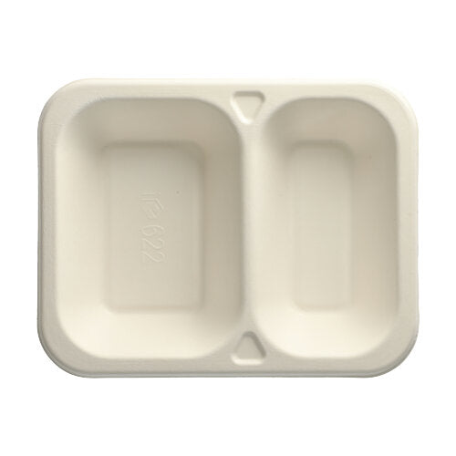 The 2-part, white rectangular tray from PAPSTAR GmbH is made from eco-friendly sugarcane; ideal for catering and take-away events. Product: PAPSTAR 100 sealable, sugarcane 2-compartment, white.