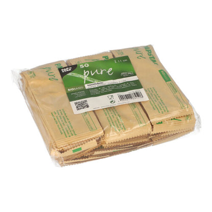 A transparent plastic sleeve contains 50 individually wrapped PAPSTAR wooden coffee spoons "pure" (11 cm). The green and white label shows product information and the brand PAPSTAR GmbH.