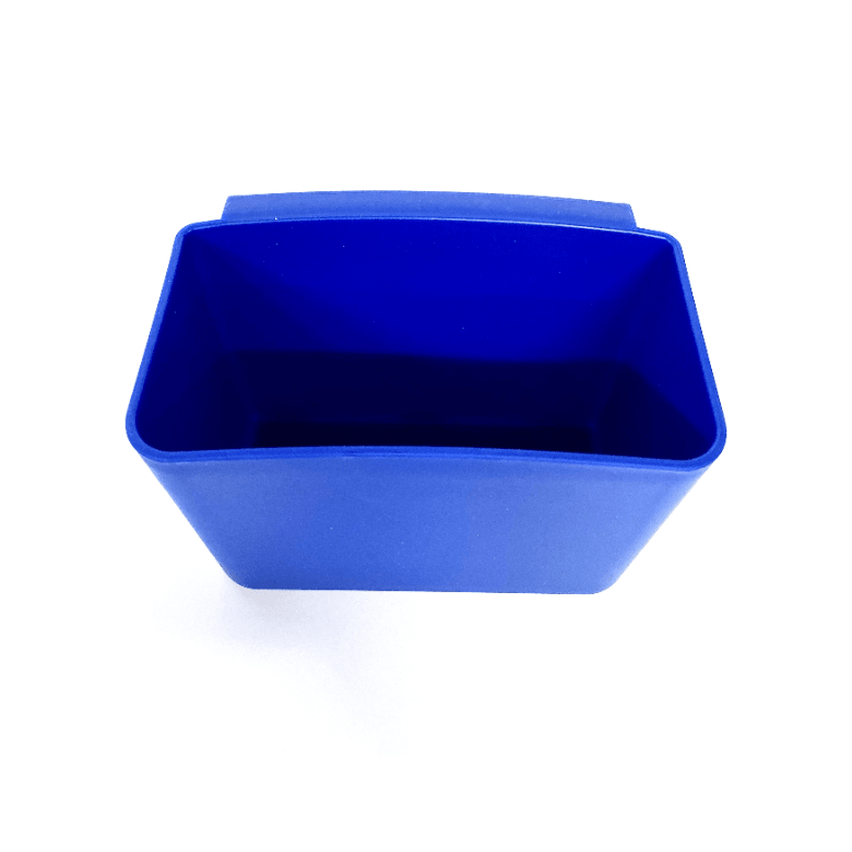 A blue, rectangular Dr. Schnell iTray accessory basket for dosing systems in housekeeping (1 piece), by DR.SCHNELL GmbH & Co. KGaA, made of plastic with smooth sides and rounded corners - ideal for expandable cleaning systems.