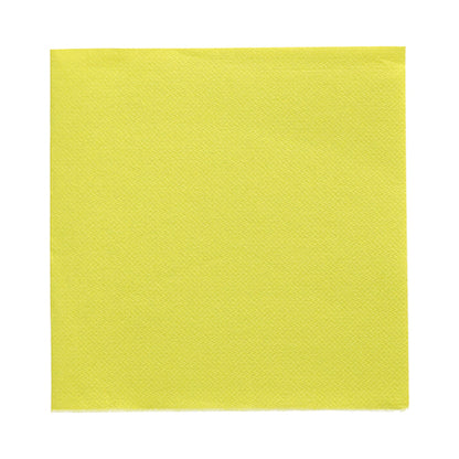 The 20 napkins “DAILY Collection” (1/4-fold, 32x32 cm) by PAPSTAR GmbH in yellow present themselves on a white background – ideal for adding color to your table decoration.