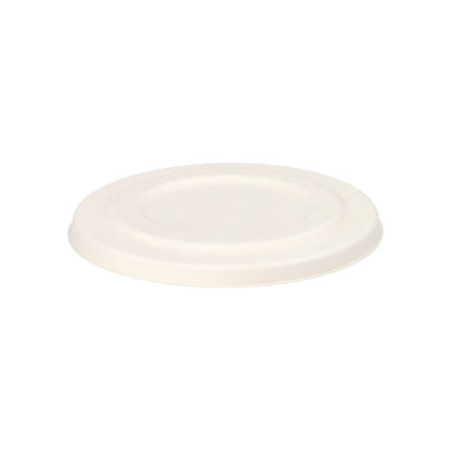 The PAPSTAR 50 lid for soup cups made of sugarcane "pure" white by PAPSTAR GmbH is an environmentally friendly, round lid - ideally suited for the brand's soup cups.