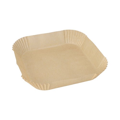 The 100 baking papers for square air fryers from PAPSTAR GmbH are unbleached, brown, square baking papers with pleated sides and a non-stick surface, ideal for air fryers. Pictured on a white background.