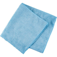 A single microfiber cloth ENA Natura (40x40 cm) from Abena Re-Seller GmbH in light blue is neatly folded on a white background, ideal for streak-free cleaning of surfaces.