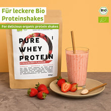 Organic whey protein powder strawberry