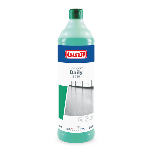 Das Bild zeigt eine Flasche Buzil Corridor® Daily S 780 Wischpflege mit Geruchsblocker von BUZIL-WERK Wagner GmbH & Co. KG, die speziell für Sportböden und andere wasserbeständige Oberflächen entwickelt wurde. Die hellblaue Flasche trägt ein weißes Etikett mit rotem Logo und enthält 1 Liter Reinigungslösung, die auch Gerüche effektiv blockiert.