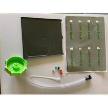 A Diversey QuattroSelect JFill conversion kit (for Oxivir Excel JFill) - consisting of a green/white cap with tube, gray lid, transparent labeling sheet, four colored dosing nozzles, and a white straw - from Diversey Deutschland GmbH & Co. OHG.