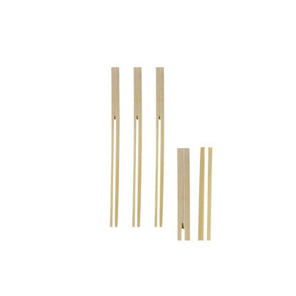 Five eco-friendly Fingerfood skewers "pure" made of wood from the brand PAPSTAR GmbH are seen against a white background - three pairs intact, one pair separated into two individual skewers (18 cm).