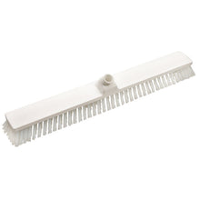 Der GROßRAUMWISCHER,PBT TRANSP. ø 0,50MM MITTEL 600x72x45mm von Haug Bürsten KG verfügt über steife PBT-Borsten und eine zentrale Buchse, ideal für die effektive Oberflächenreinigung auf Böden oder anderen Flächen.