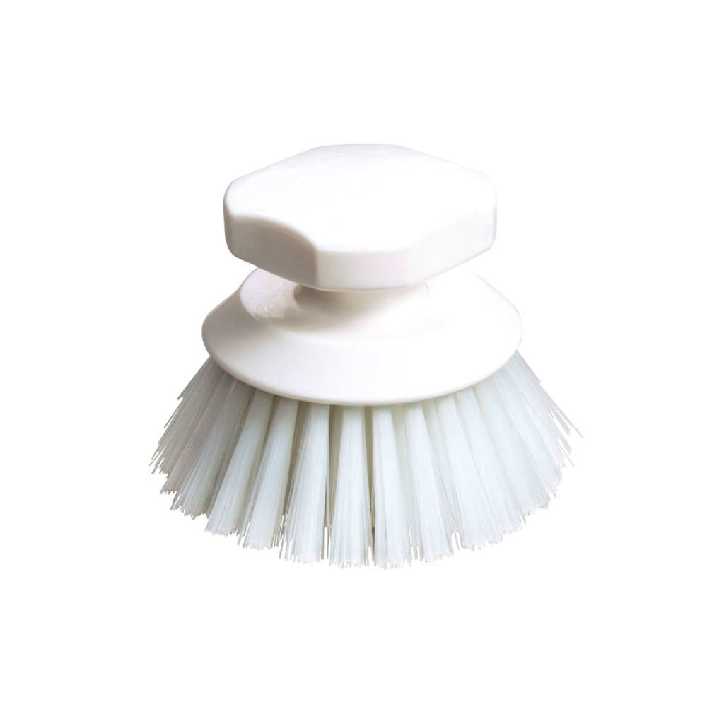 The Haug Bürsten KG Haug button brush, 90 x 120 mm, features a white hexagonal handle and a round base. Its densely packed bristles fan outwards, making it ideal for cleaning tasks and ensuring optimal hygiene when scrubbing.