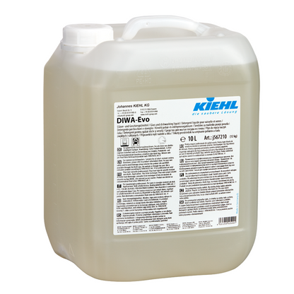 A translucent 10-liter plastic container with a white lid is filled with Kiehl DIWA-Evo glass and dishwashing detergent. The label from Johannes Kiehl KG provides product details and safety instructions.