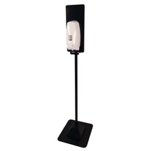 The Diversey Stand Column Universal black is a black metal floor stand, ideal for touchless dispensers like IntelliCare or QTS, with a stable rectangular base. The package contains 1 piece. Brand: Diversey Deutschland GmbH & Co. OHG.