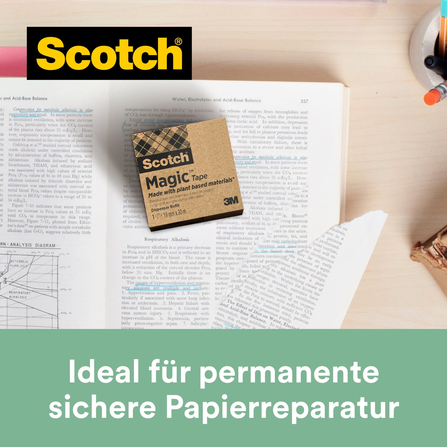 Eine Schachtel 3M Scotch® Magic™ Klebeband (19 mm x 33 m, 14 Rollen/Packung) mit 66 % pflanzlichem Klebstoff liegt auf einem offenen Buch. Im Set: GRATIS Scotch® Abroller C38 in Schwarz. Ideal für permanente sichere Papierreparatur.