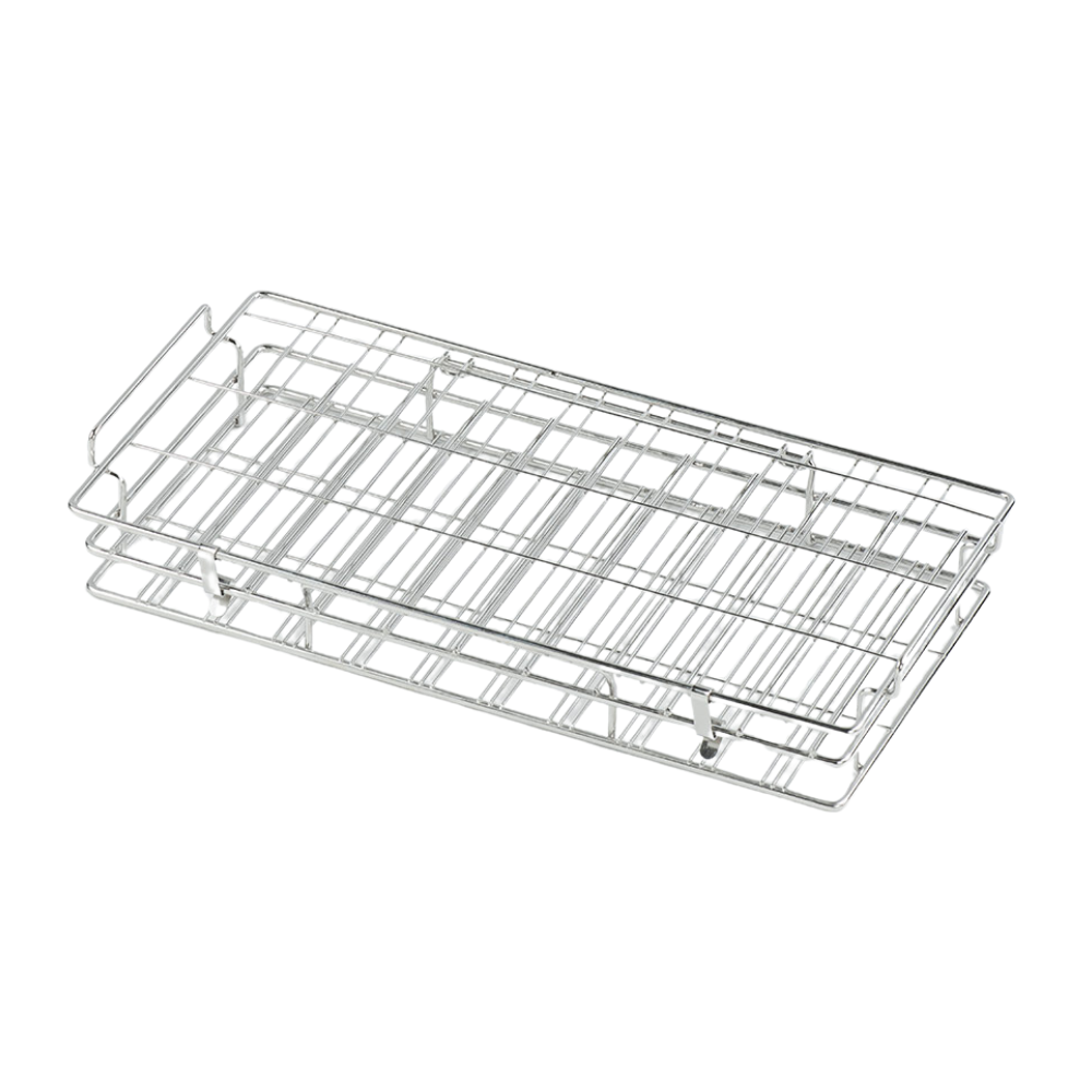 We present the Melipul cup rinsing basket made of stainless steel in large from Helmut Schwarz GmbH, a stylish and durable accessory for any kitchen. This sleek metal construction features multiple support legs, making it perfect for placing baked goods or other foods that need to be cooled efficiently. Its rectangular shape and grid pattern ensure optimal air circulation and seamlessly integrate into your kitchen.